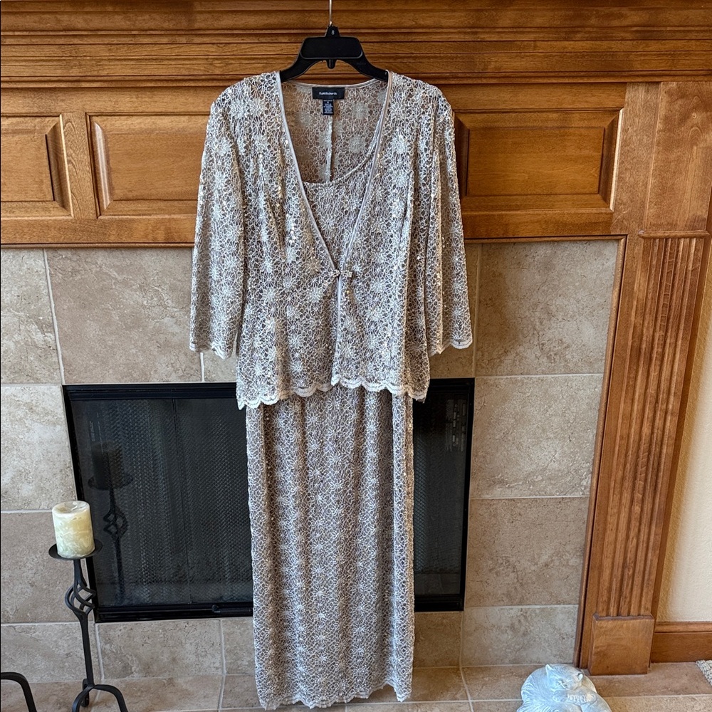 Women's Lace Overlay Maxi Dress and Jacket Set - Neutral Taupe Pattern